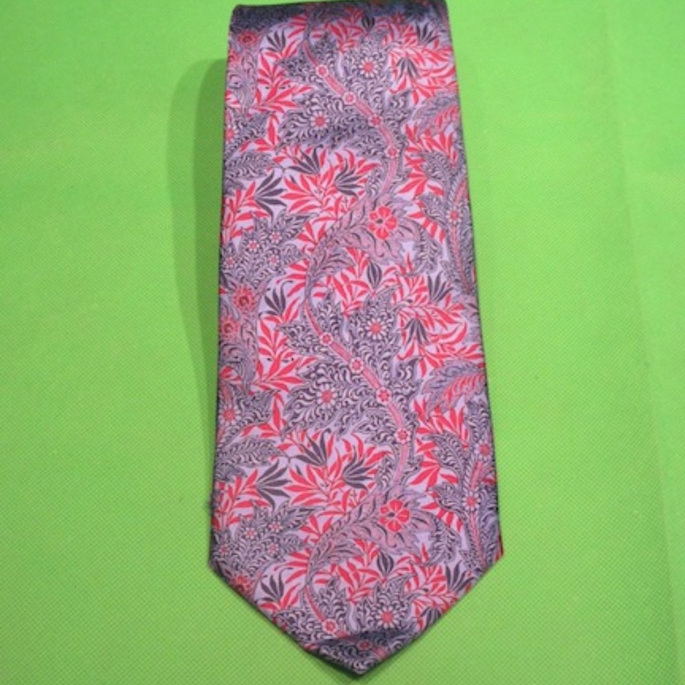 NEW: English Men's Silk Neck Tie
